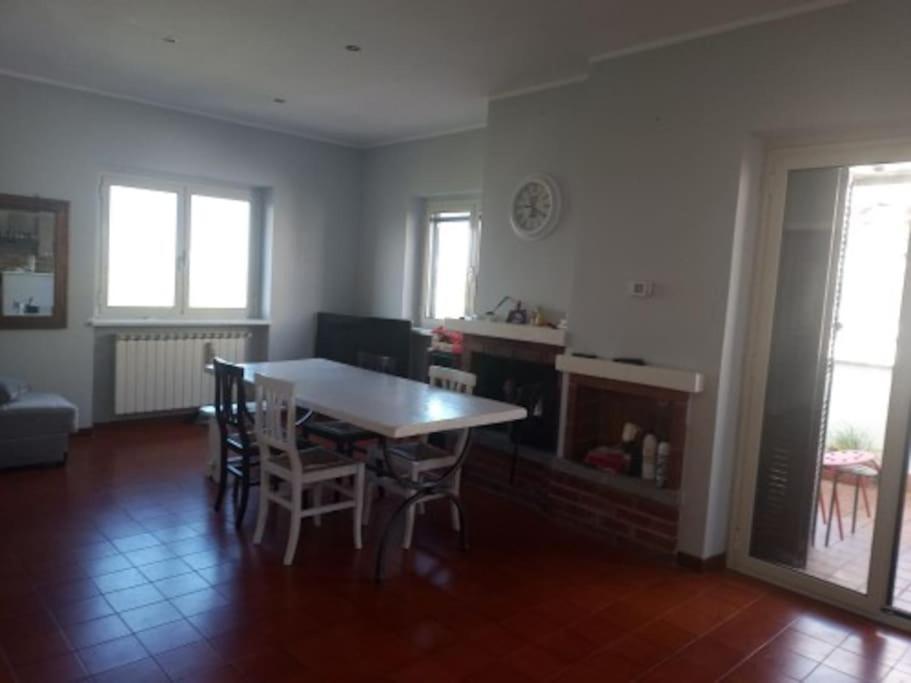 Appartamento Luminosissimo Con Vista Panoramica Marina di Cerveteri Exterior photo